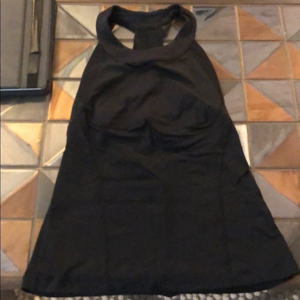 Lululemon Black Built-In Bra Workout Tank – Size 6